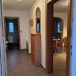 Nikki Appartement *